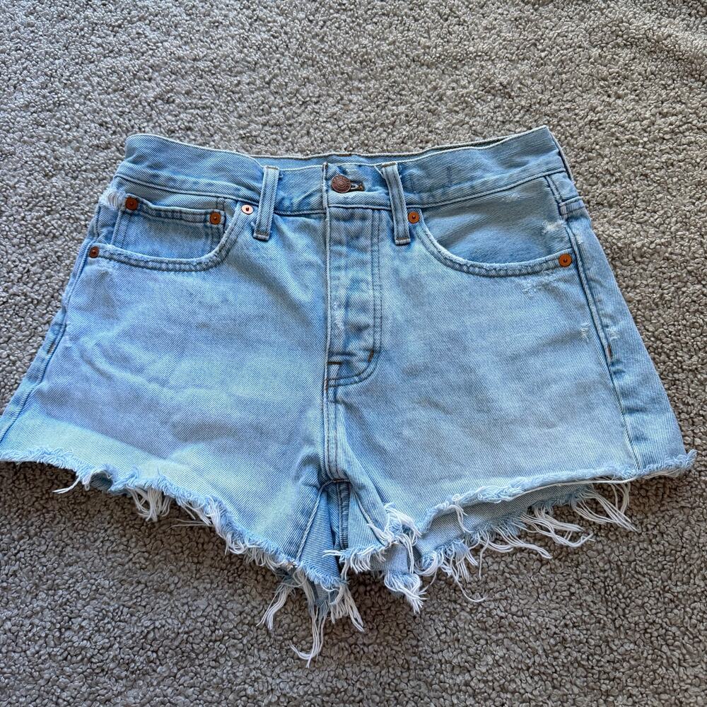 Madewell Light Blue Relaxed Denim Shorts Frayed Size 25